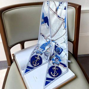 Spring and Autumn New Silk Scarf Women's Small Square Scarf